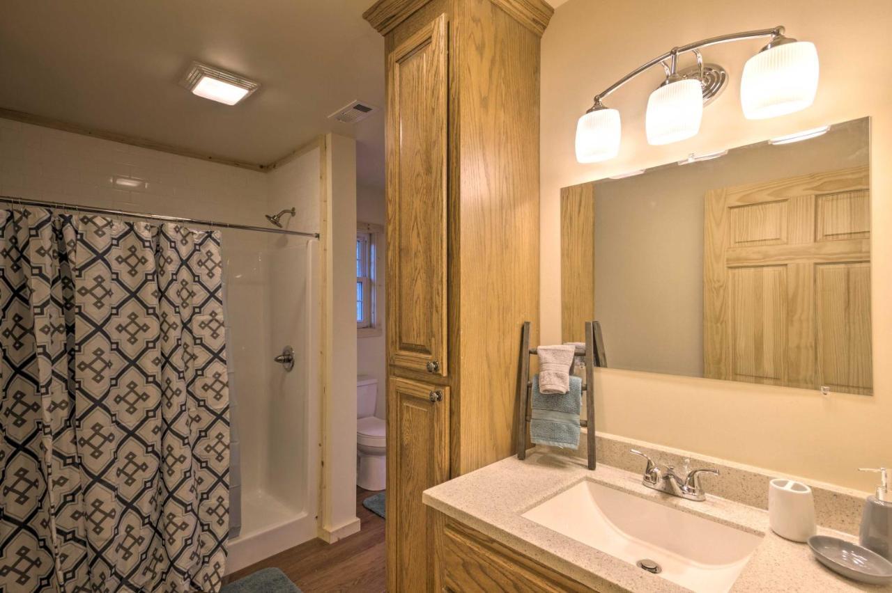 Cozy Cabin On Tuckasegee River - Near Bryson City Luaran gambar