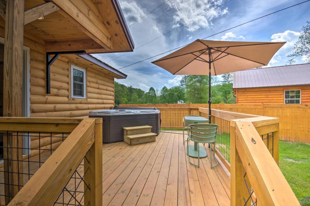 Cozy Cabin On Tuckasegee River - Near Bryson City Luaran gambar